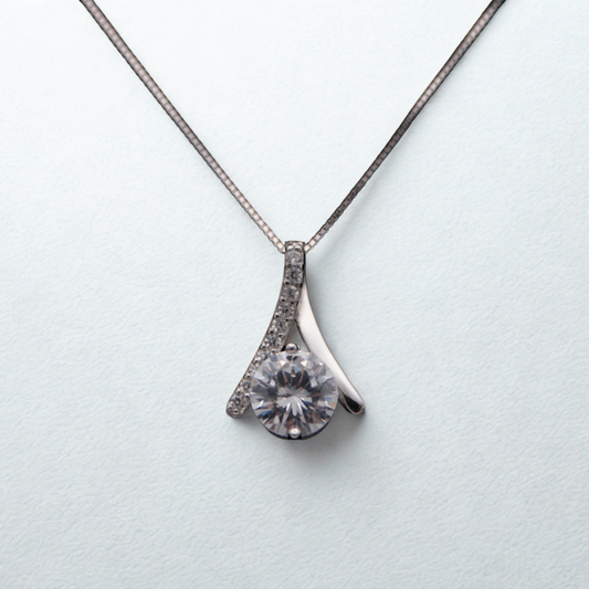Silverhalsband med Zirkonsten